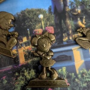 Minnie Mouse Annual Passholder Bronze Statue Pin